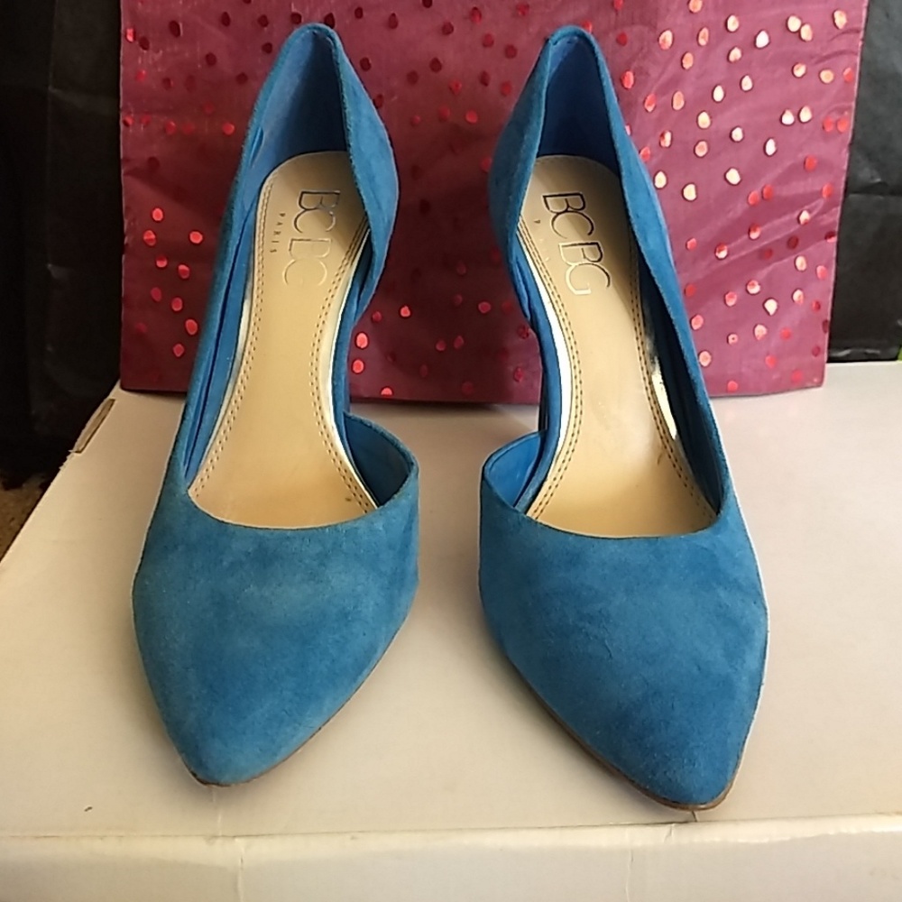 BCBG Blue Suede Heels/Pumps